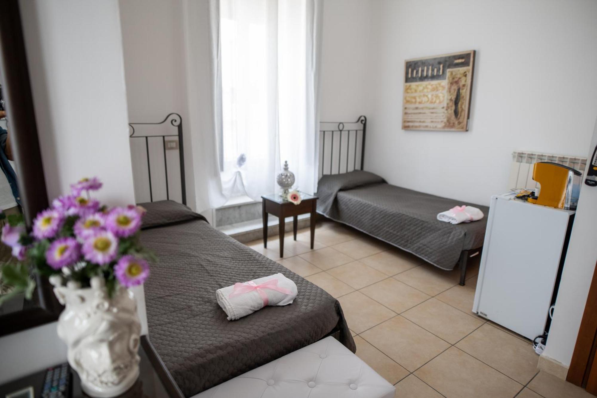 קלטג'ירונה B&B Regina Carolina מראה חיצוני תמונה
