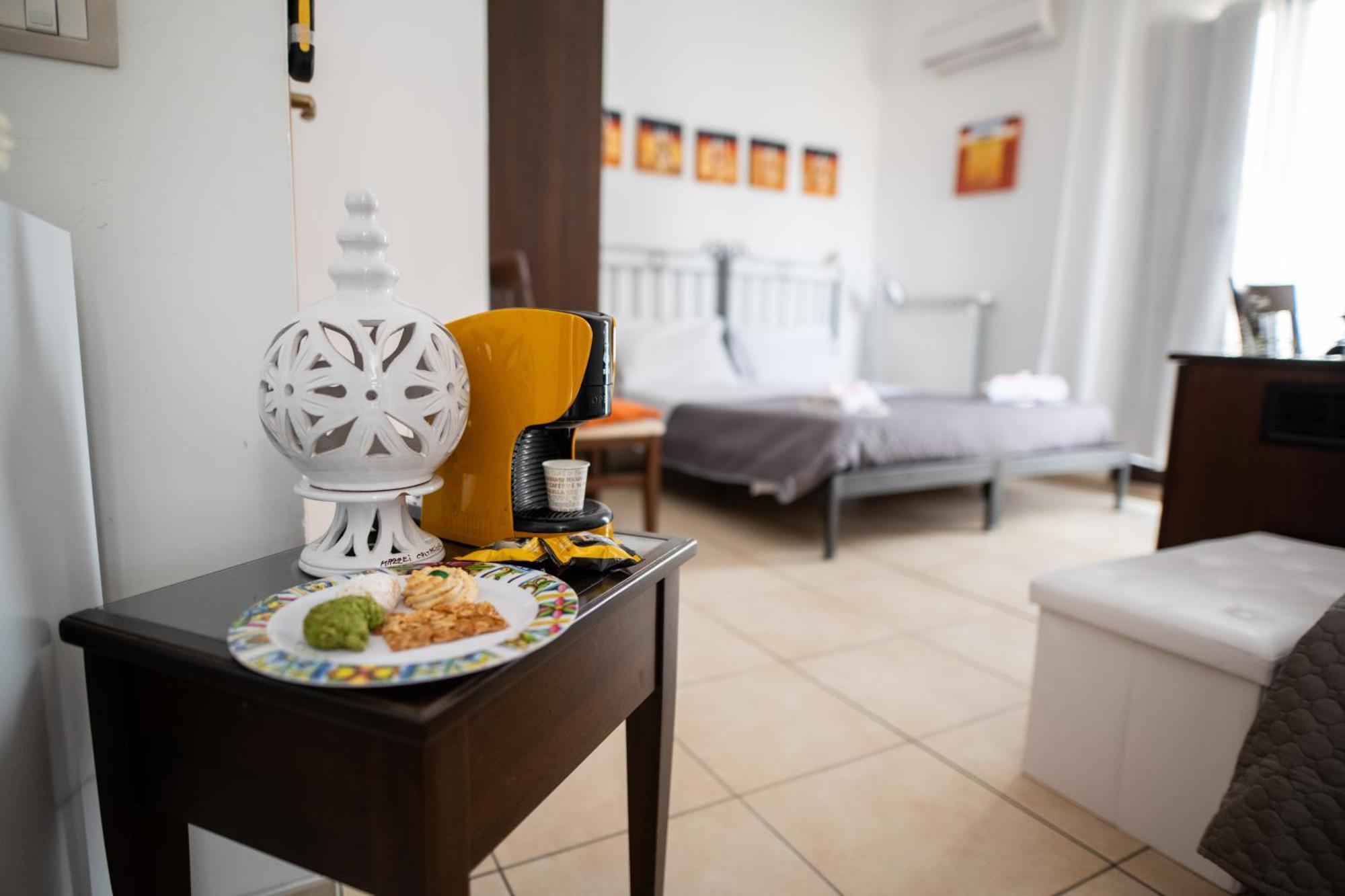 קלטג'ירונה B&B Regina Carolina מראה חיצוני תמונה