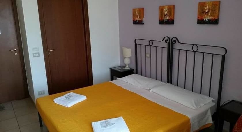 קלטג'ירונה B&B Regina Carolina מראה חיצוני תמונה